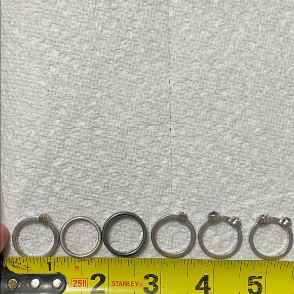 6 Rings - Picture 3 of 3